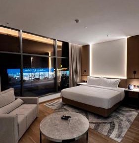 Superior King Room
