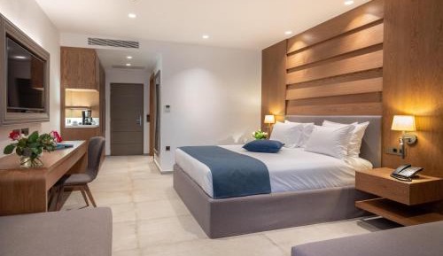 Luxury family room open plan Sea view