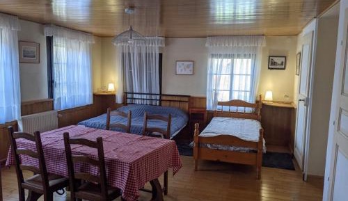 Family Room with Mountain View