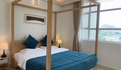 Queen Room with Balcony