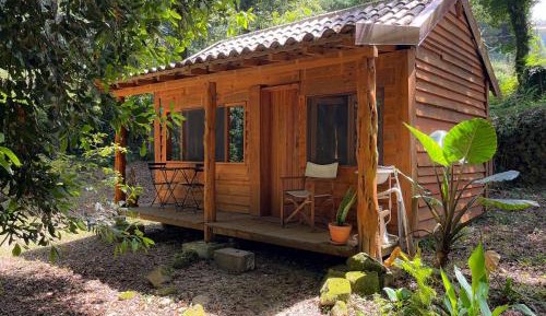Bungalow with Garden View