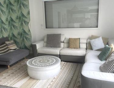 Villa with Garden View