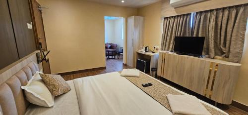 Superior King Room