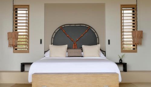 King Suite With Rooftop Deck and Panoramic Ocean View