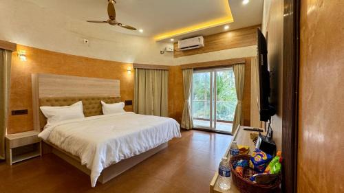 Deluxe Double Room with Balcony and Sea View