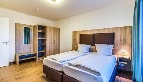 2-Bedroom Apartment "Ankerplatz"