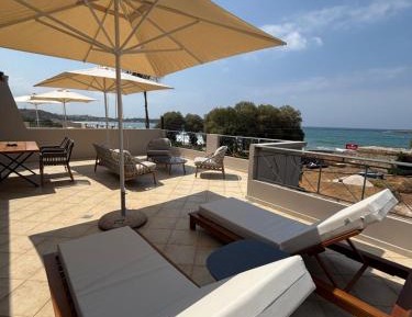 Deluxe Suite with Sea View