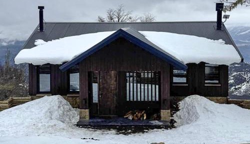 Three-Bedroom Holiday Home 