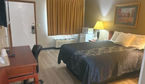 Queen Room - Disability Access