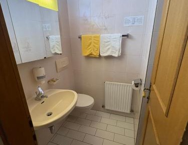 Budget Twin Room