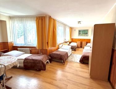 Room #1451830203