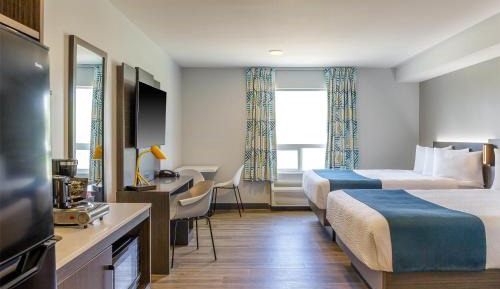 Queen Room with Two Queen Beds - Non-Smoking