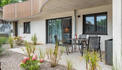 Superior One-Bedroom Apartment