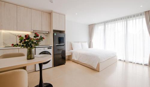 Room #1411472204