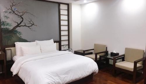 Room #1473780702