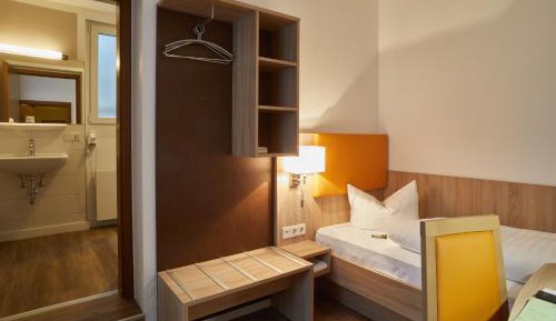 Economy Single Room