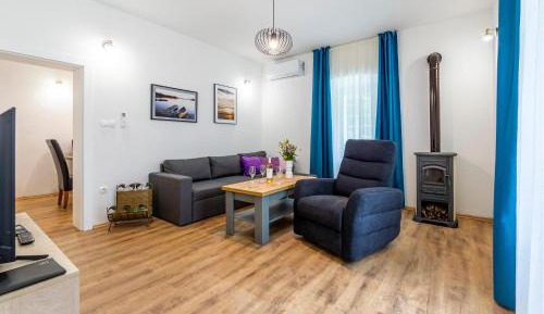 Four-Bedroom Holiday Home