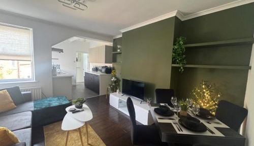 Room #1473584202