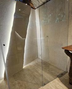 Room #1474003101
