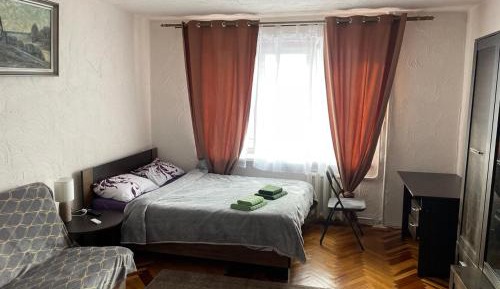 Room #1474114301
