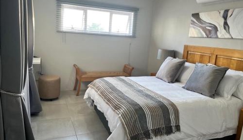 One-Bedroom Apartment with Garden View