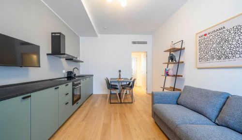 One-Bedroom Apartment