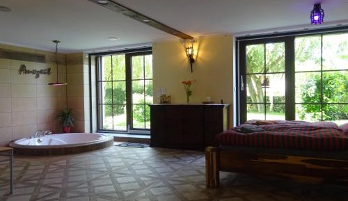 Studio with Garden View