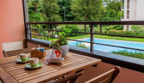 Studio Apartment with One Double Bed