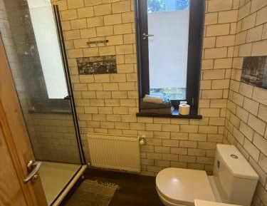 Twin Room with Shower