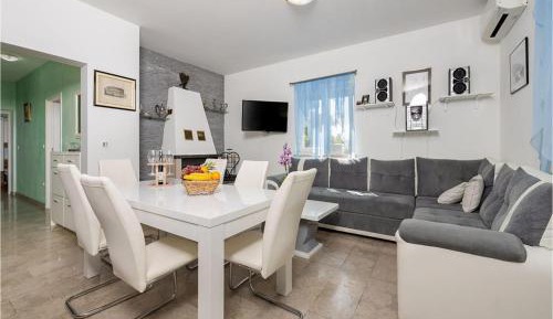 Four-Bedroom Vacation Home