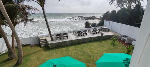 Deluxe Double Room with Balcony and Sea View