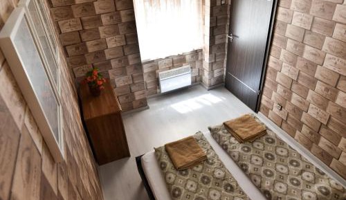 Deluxe Two-Bedroom Apartment