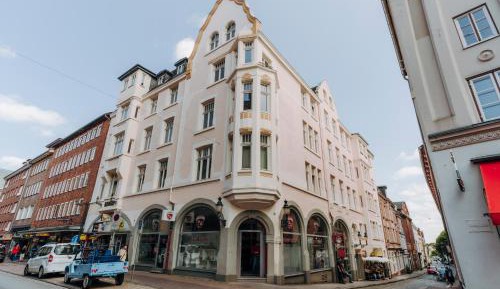 Three-Bedroom Apartment Anna