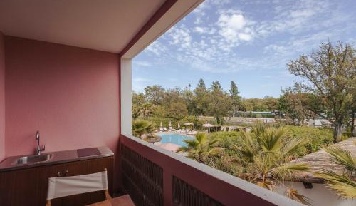 Double Room with Pool View - "MI CASA SIGNATURE RIVER VIEW"