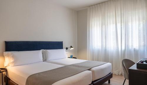 Twin Room (1-2 Adults)