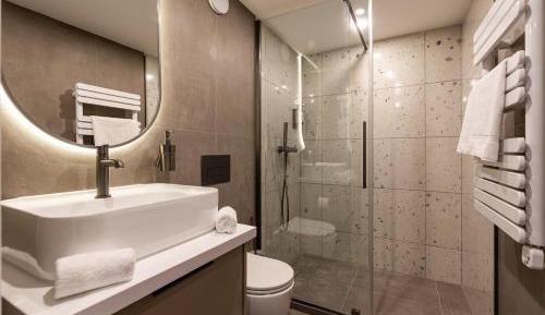 One-Bedroom Superior Apartment
