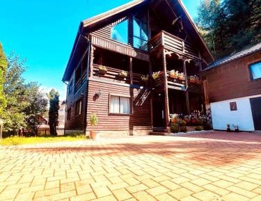 Superior Chalet