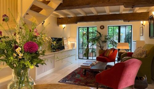 One-Bedroom Cottage