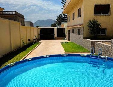 Villa with Garden View