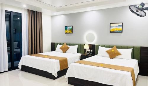 Deluxe Queen Room with Two Queen Beds