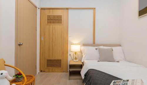 Three-Bedroom Apartment with Ocean View