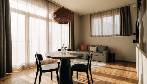Studio Apartment with One Double Bed
