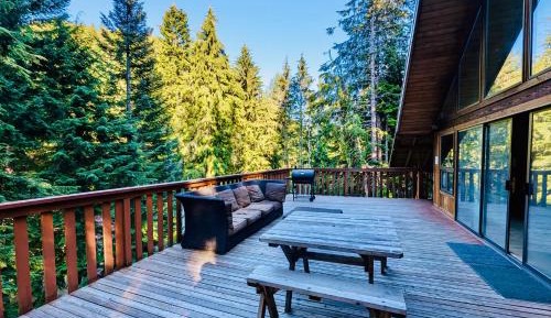 Three-Bedroom Chalet