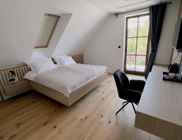 Deluxe Double Room with Balcony
