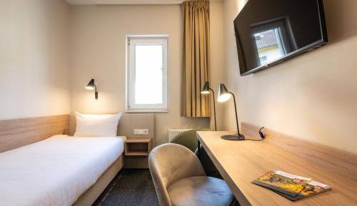 Economy Single Room