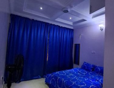 Four-Bedroom Apartment with Balcony 