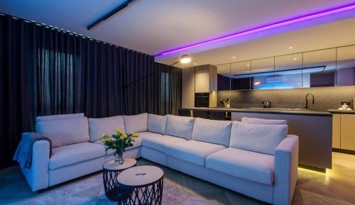 Three-Bedroom Apartment with Balcony