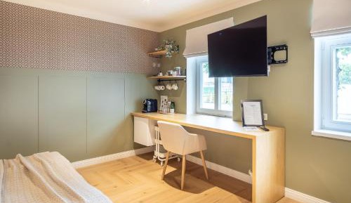 Double or Twin Room with Private Bathroom