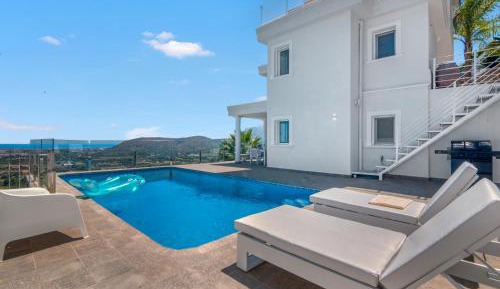 Villa with Sea View