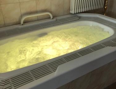 Suite with Hot Tub